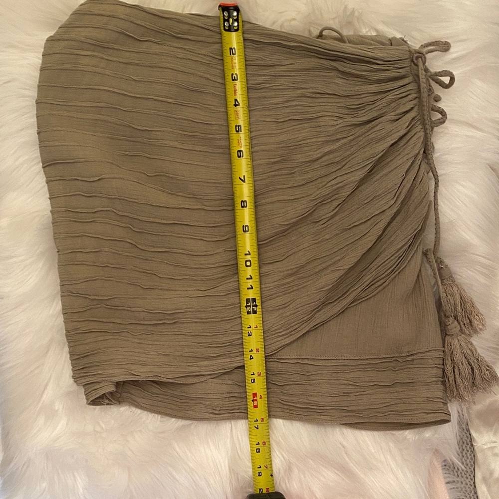 Aje Fitted Ruched Mini Skirt - Picture 6 of 9
